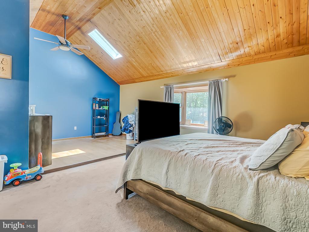 HERITAGE OAKS - Residential