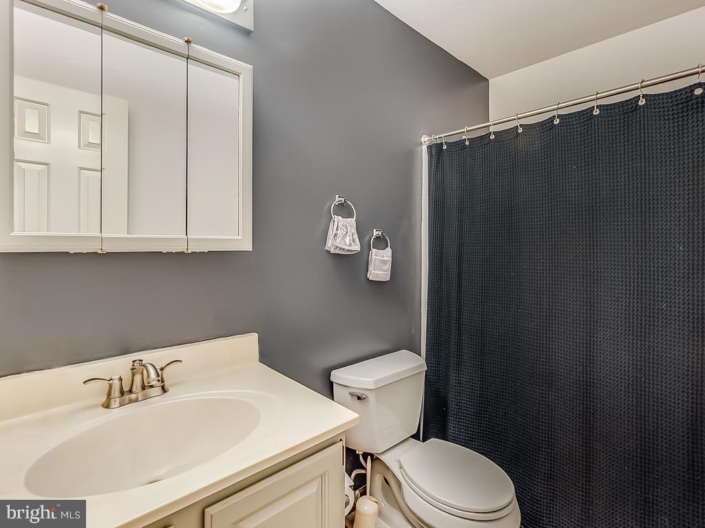 HERITAGE OAKS - Residential