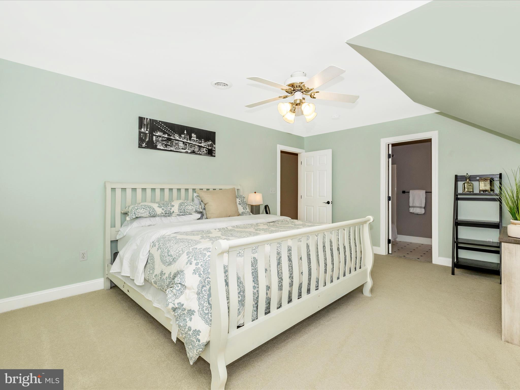 DOVES LANDING - Residential