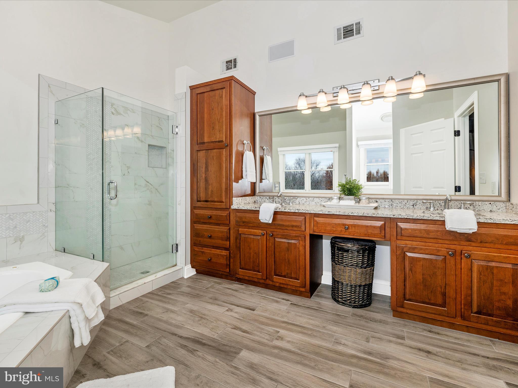 DOVES LANDING - Residential