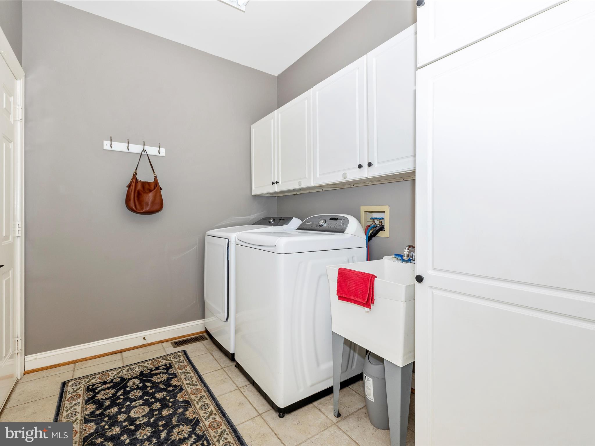 DOVES LANDING - Residential