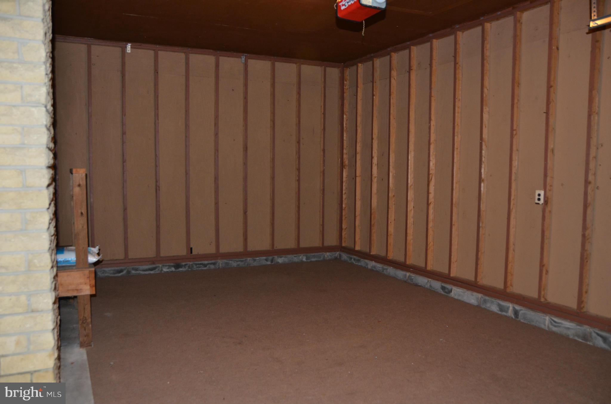 HOLLY HILL HARBOR - Residential Lease