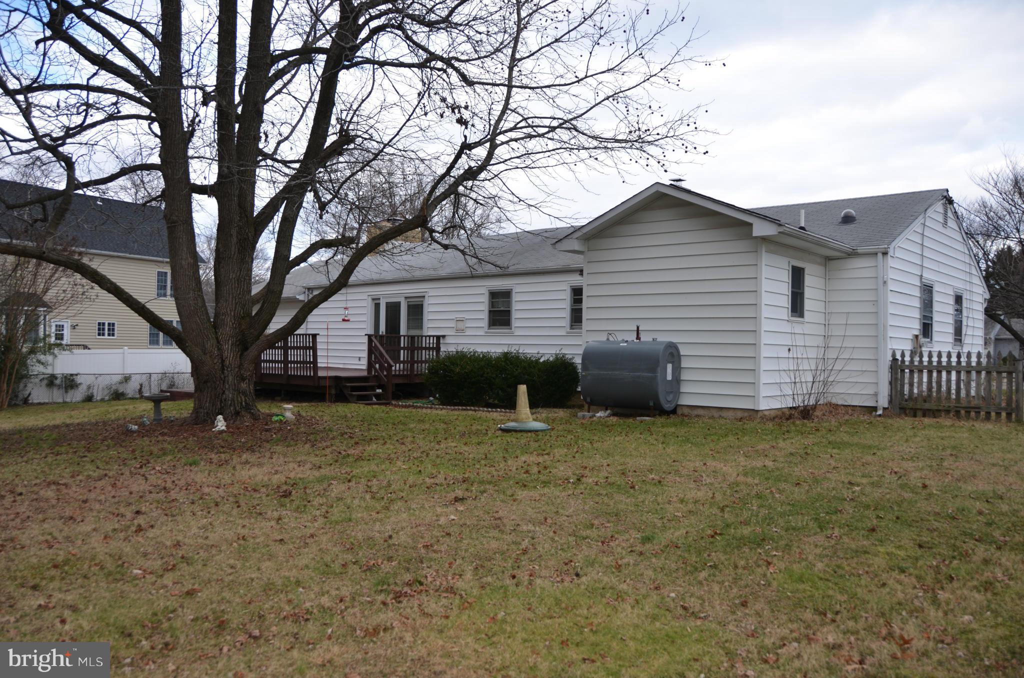 HOLLY HILL HARBOR - Residential Lease