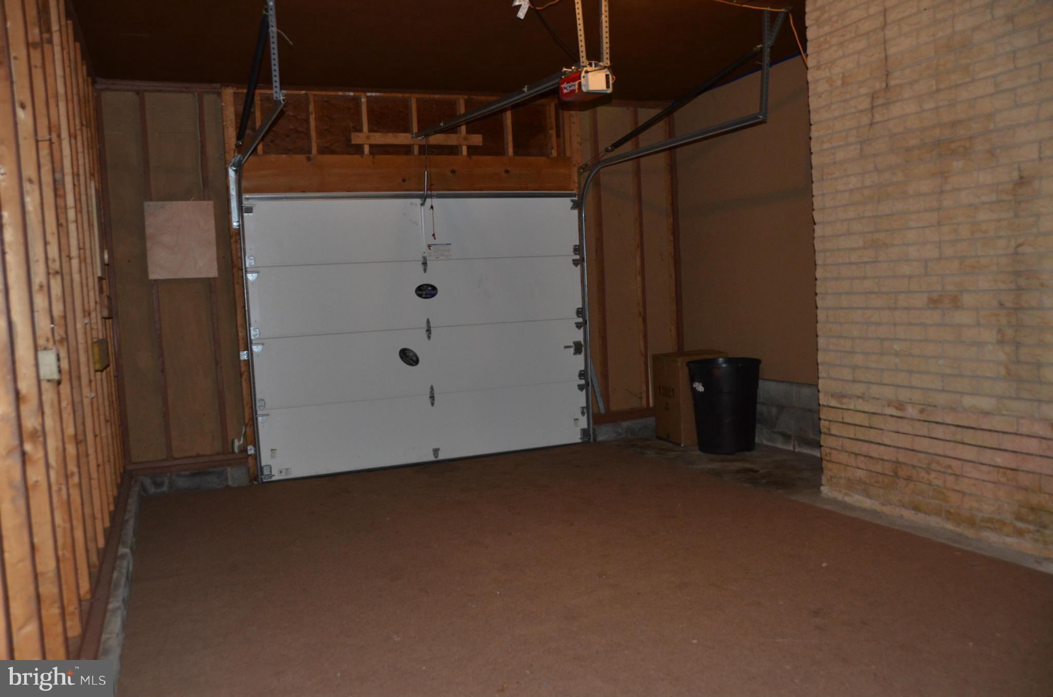 HOLLY HILL HARBOR - Residential Lease