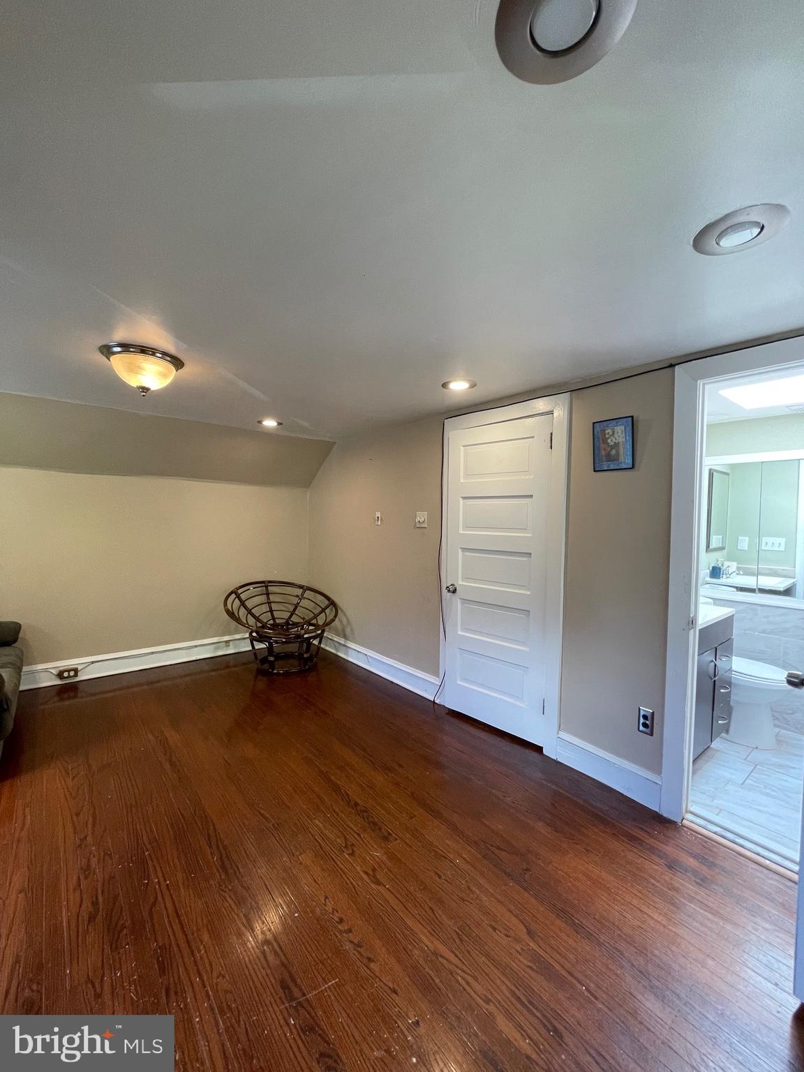 LANSDOWNE - Residential