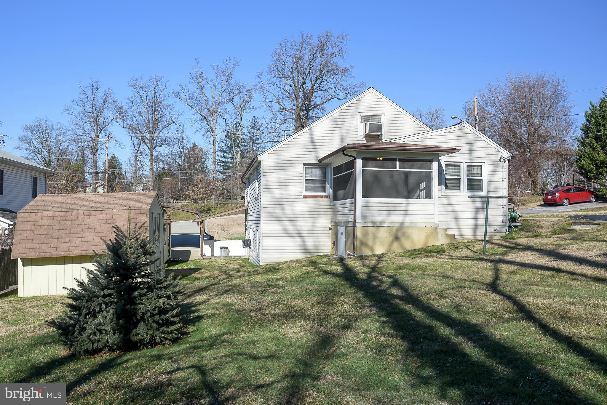 SYLVAN SHORES FOREST - Residential