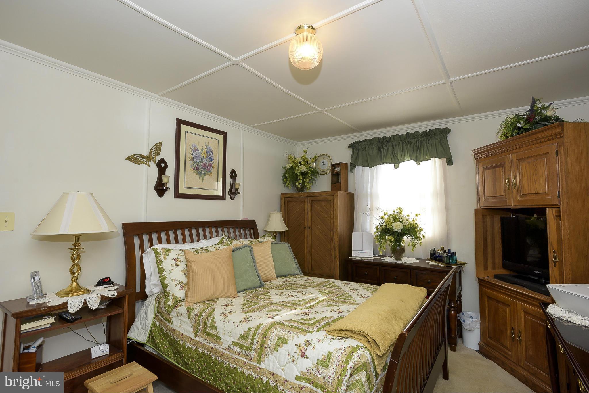 SYLVAN SHORES FOREST - Residential