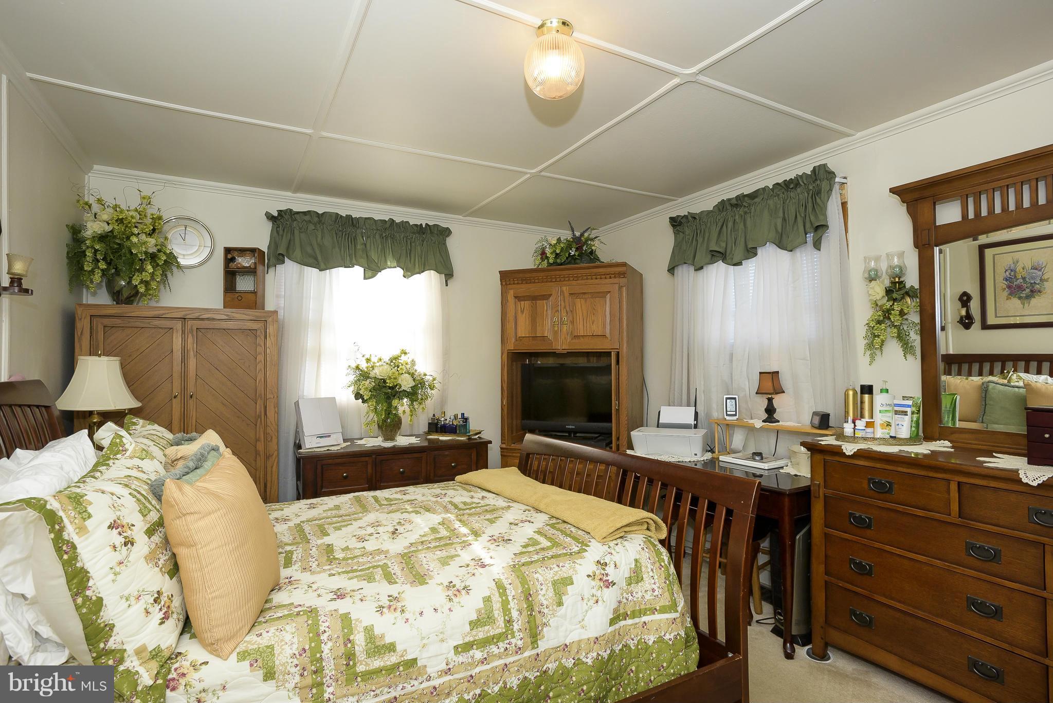 SYLVAN SHORES FOREST - Residential