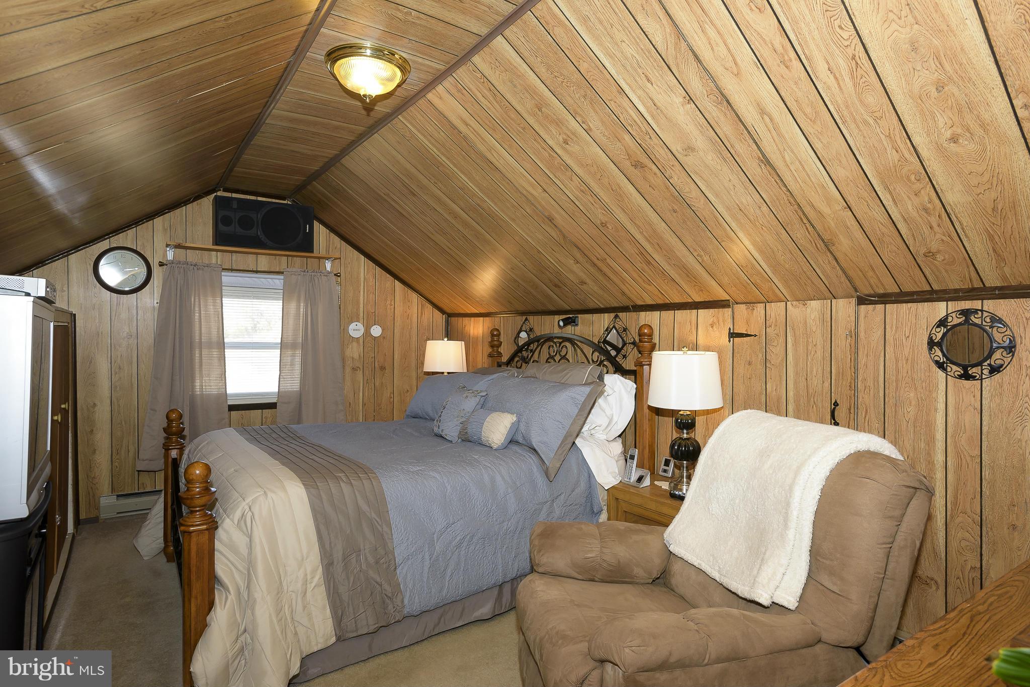 SYLVAN SHORES FOREST - Residential