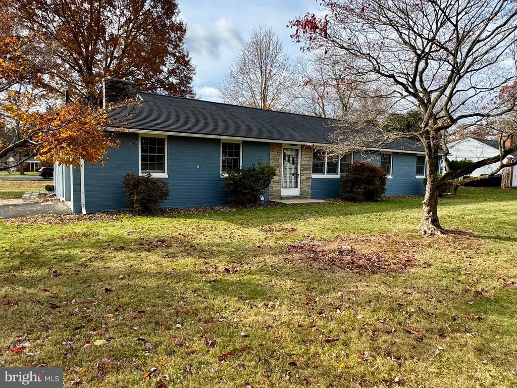 Photo of 1114 W Thomas Road, LANSDALE, PA 19446 (MLS # PAMC2161380)