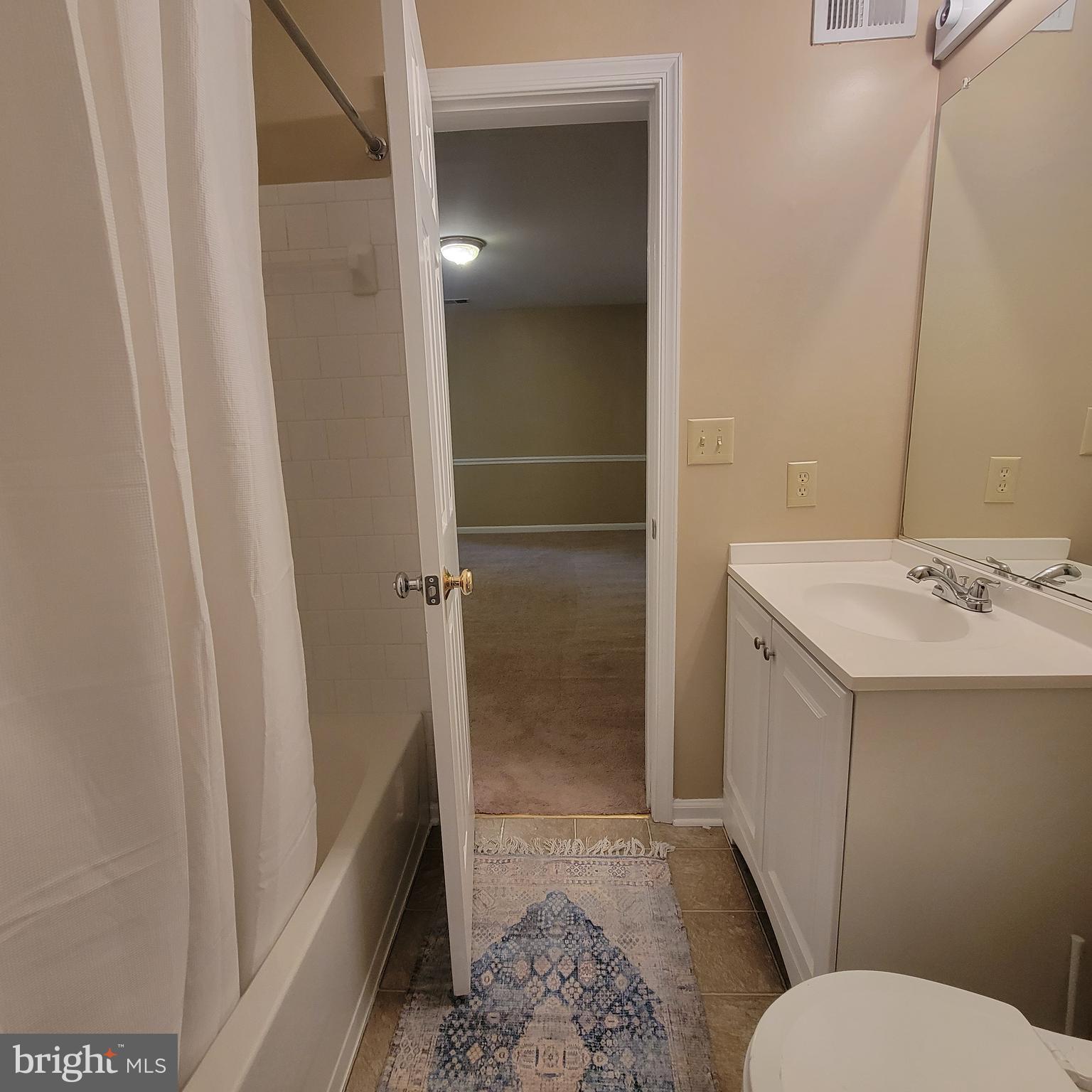 CROFTON VILLAGE - Residential