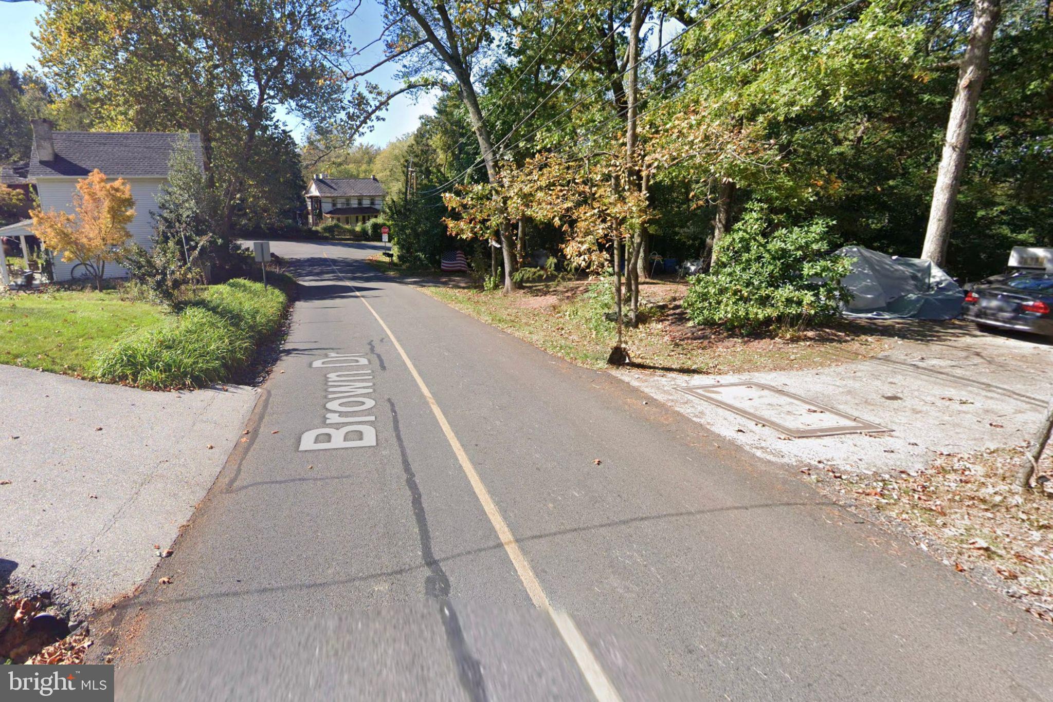 891 BROWN DRIVE