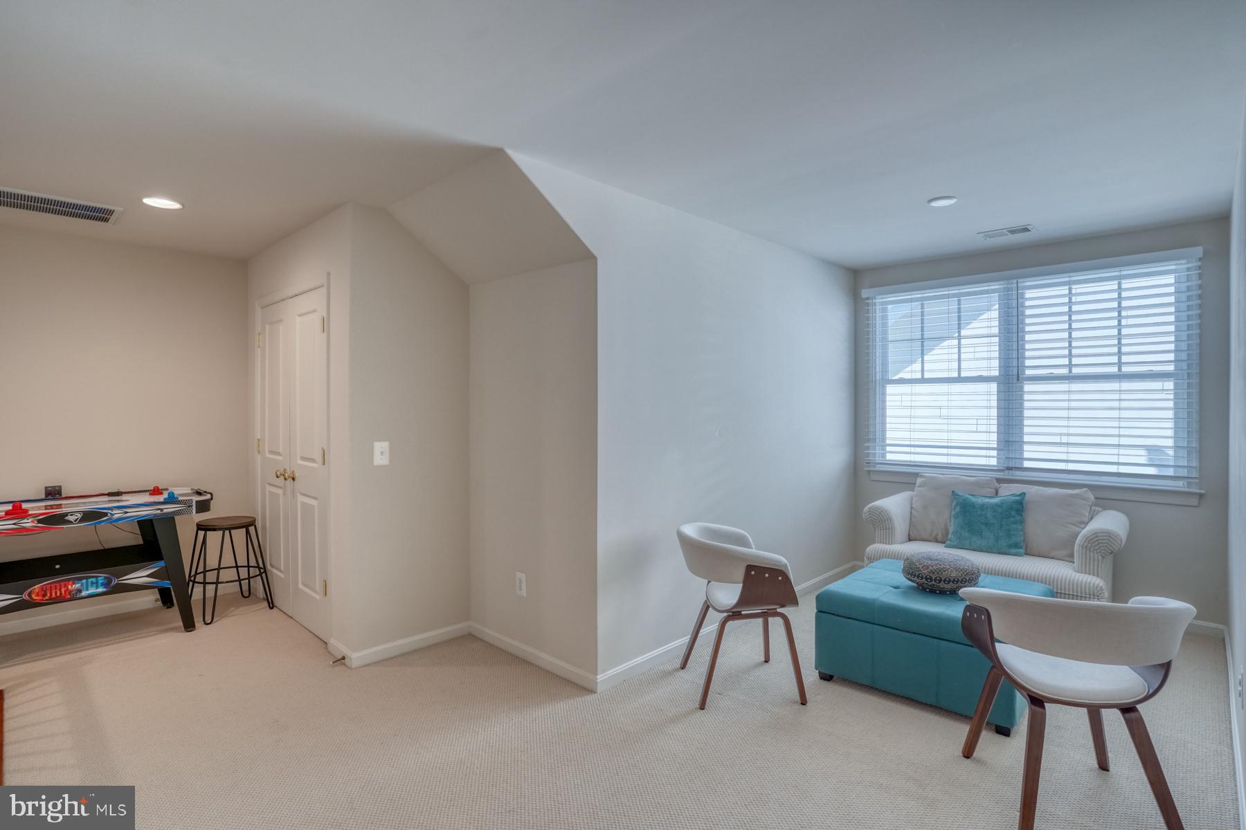 PENINSULA - Residential