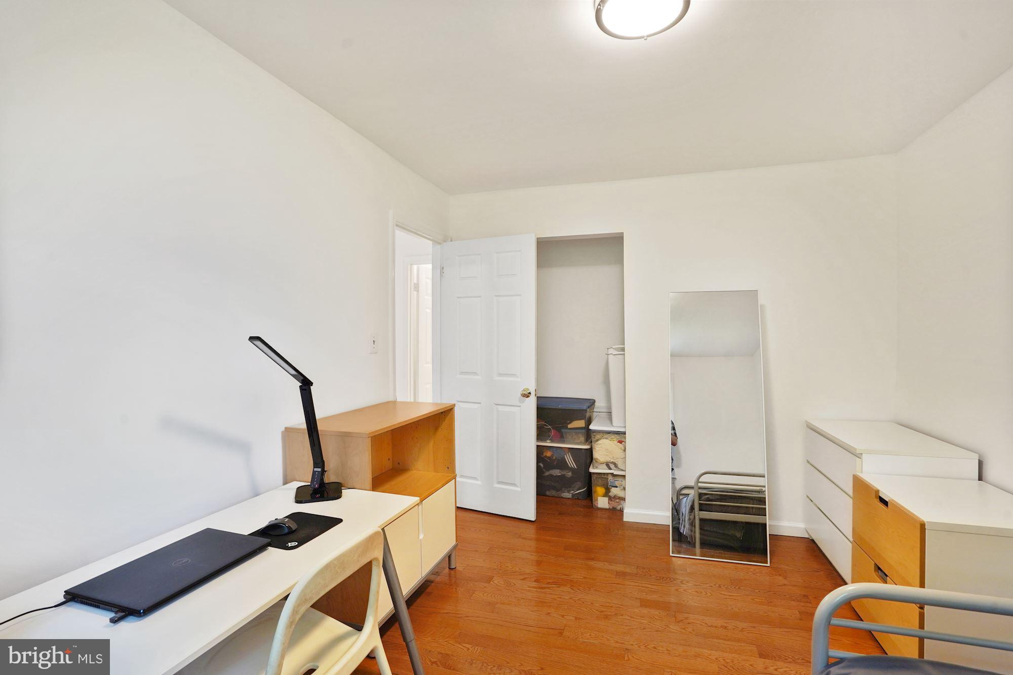 OLD MILL COMMUNITY - Residential Lease