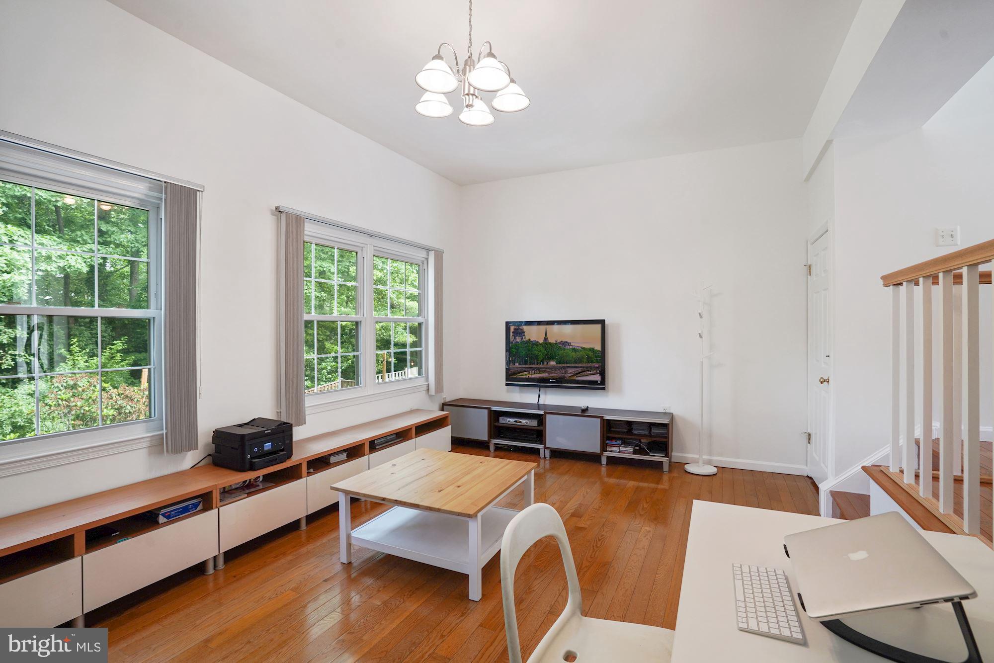 OLD MILL COMMUNITY - Residential Lease