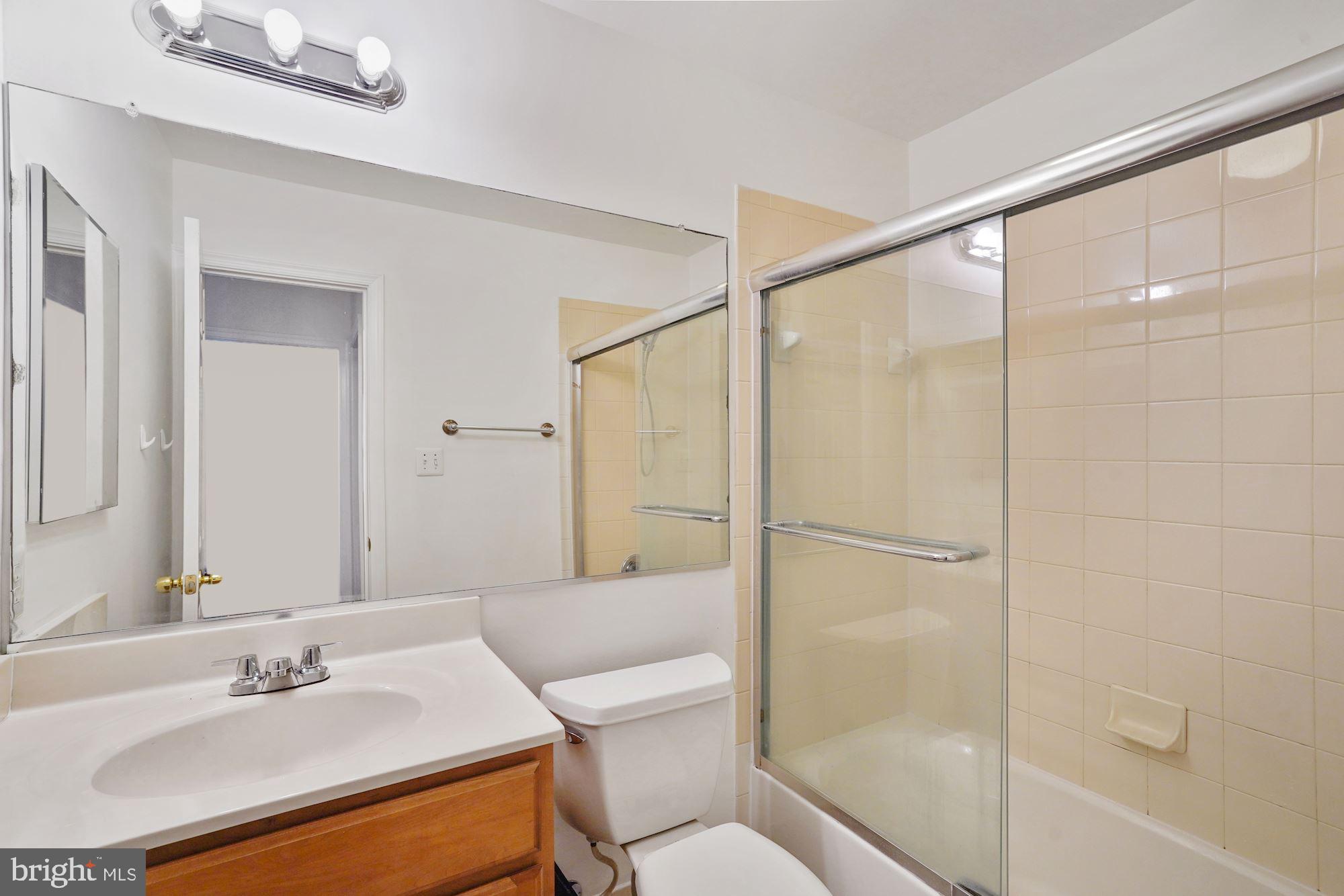 OLD MILL COMMUNITY - Residential Lease