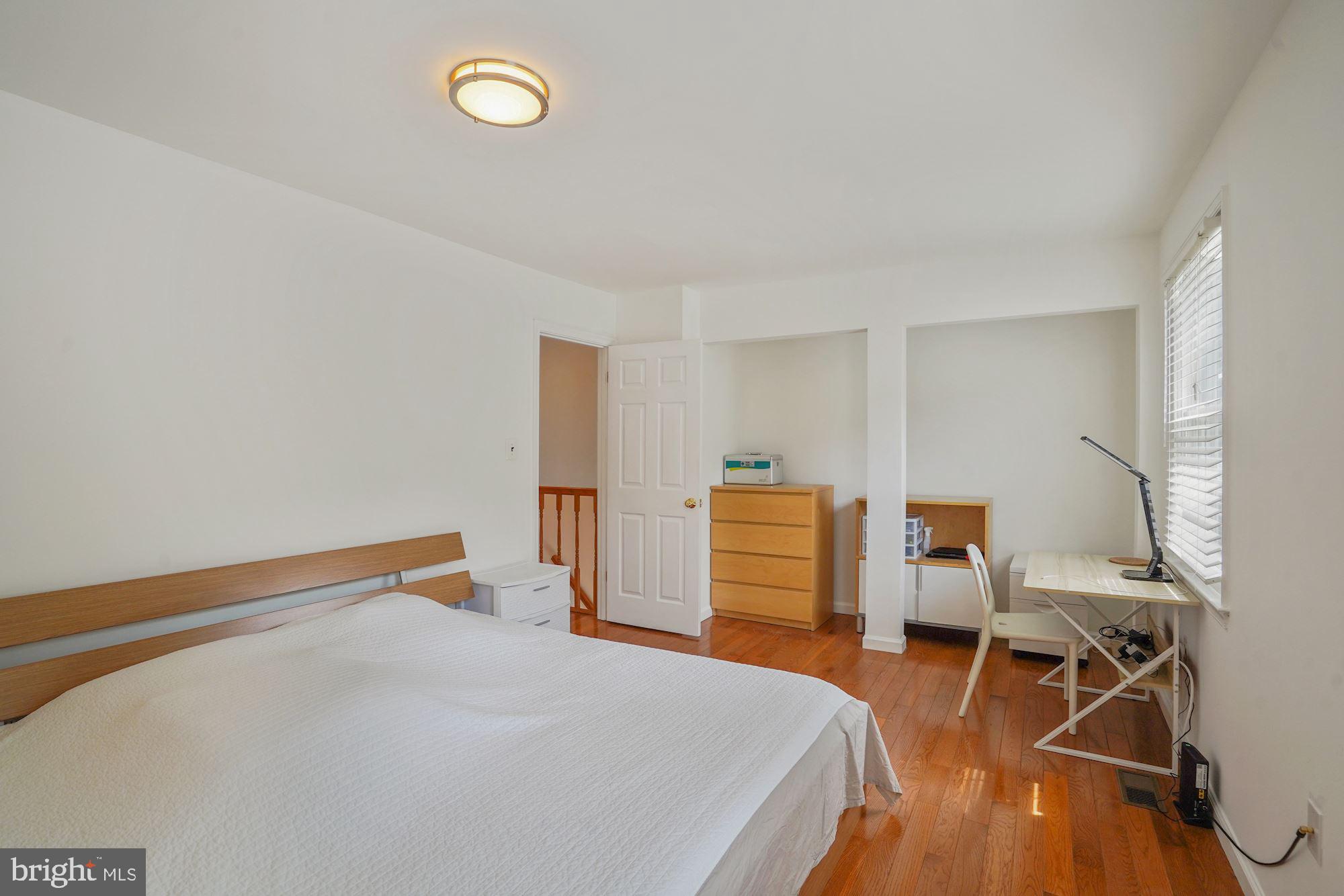 OLD MILL COMMUNITY - Residential Lease