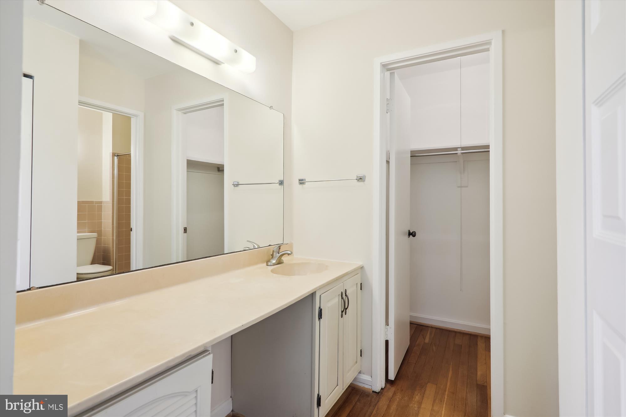 INVERNESS FOREST - Residential Lease