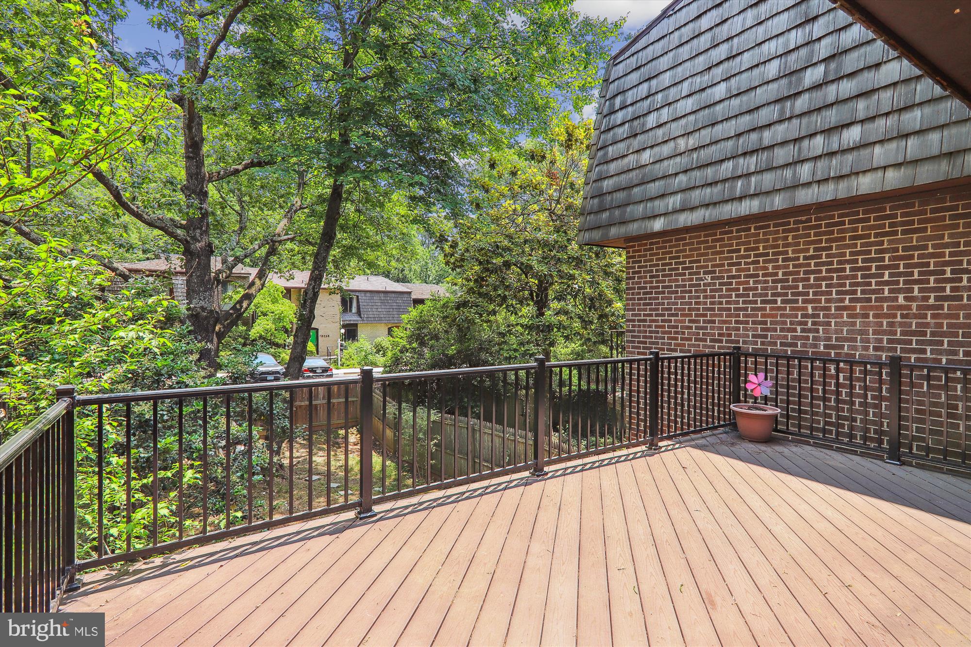 INVERNESS FOREST - Residential Lease