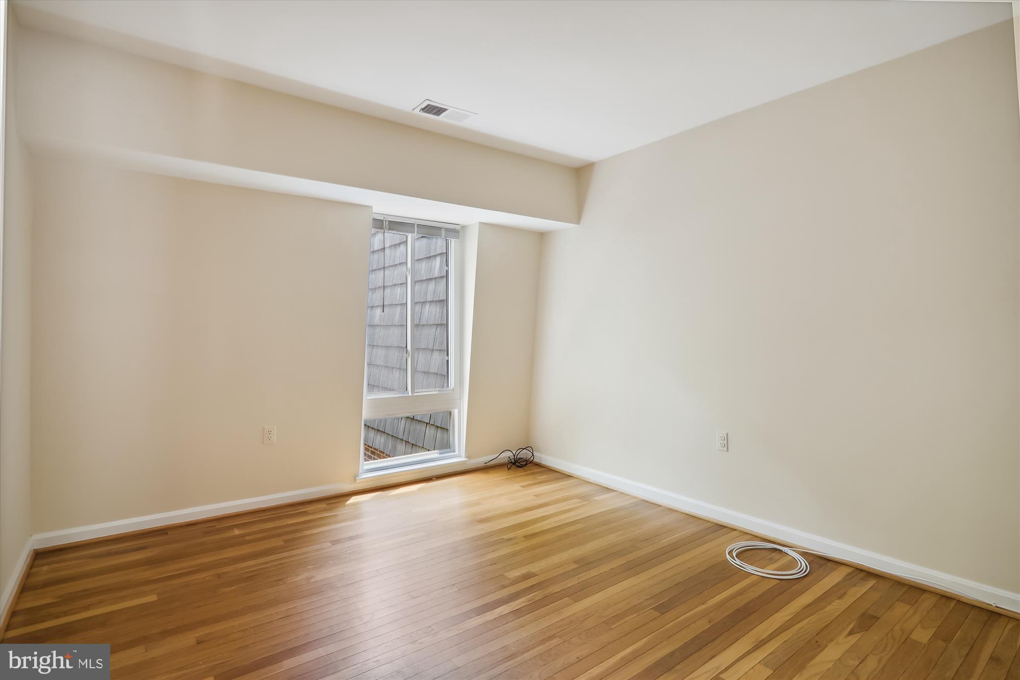 INVERNESS FOREST - Residential Lease