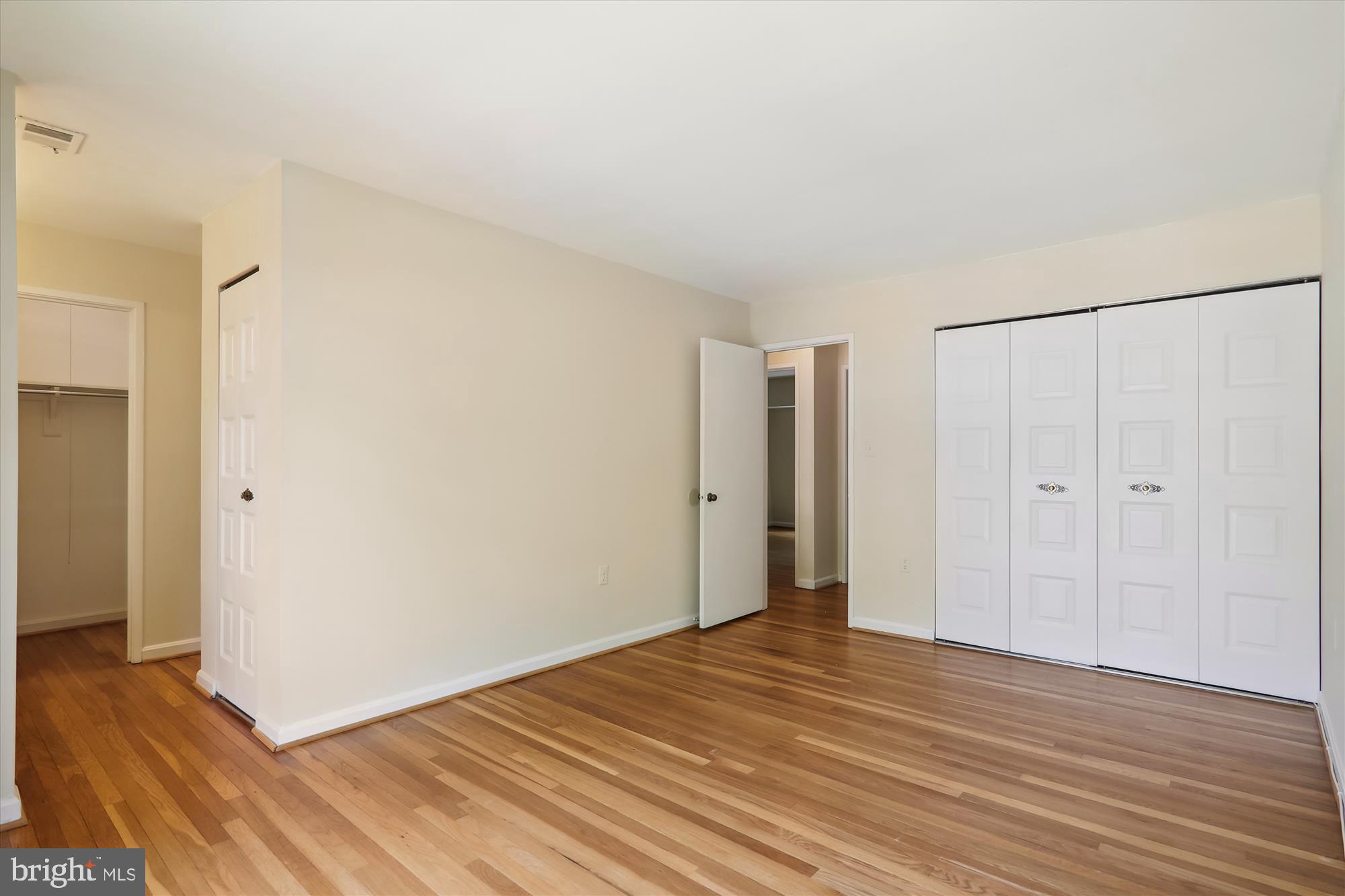 INVERNESS FOREST - Residential Lease