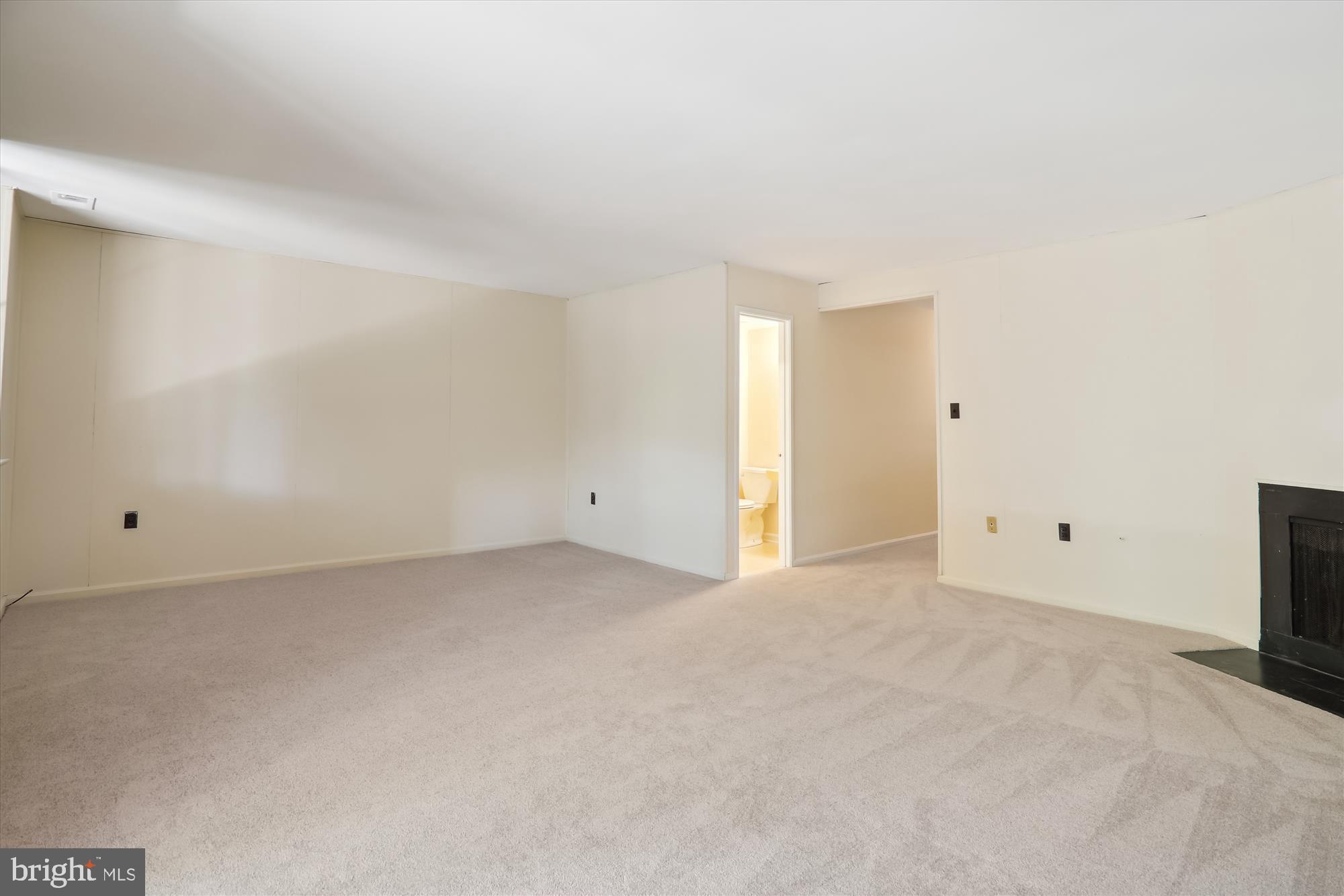 INVERNESS FOREST - Residential Lease