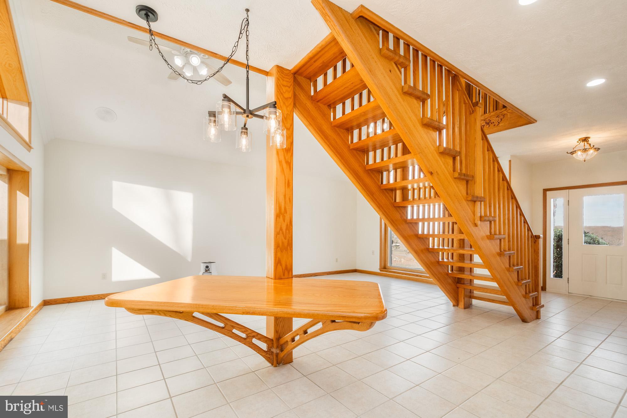 WHITE ROCK - Residential