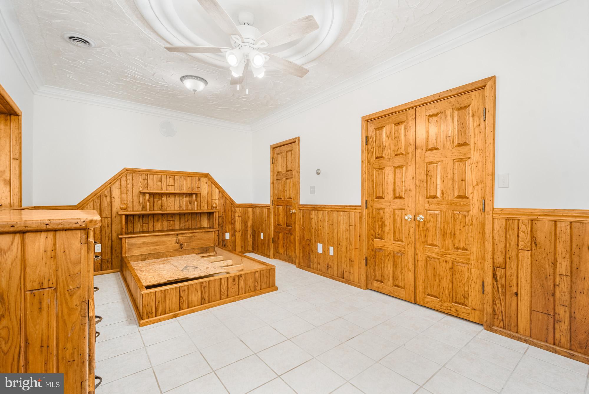 WHITE ROCK - Residential