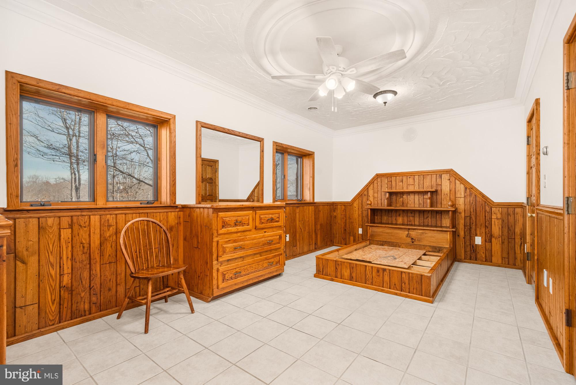 WHITE ROCK - Residential