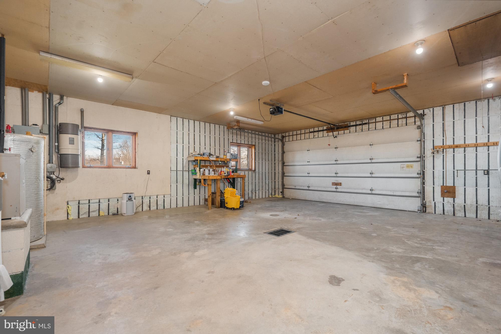 WHITE ROCK - Residential