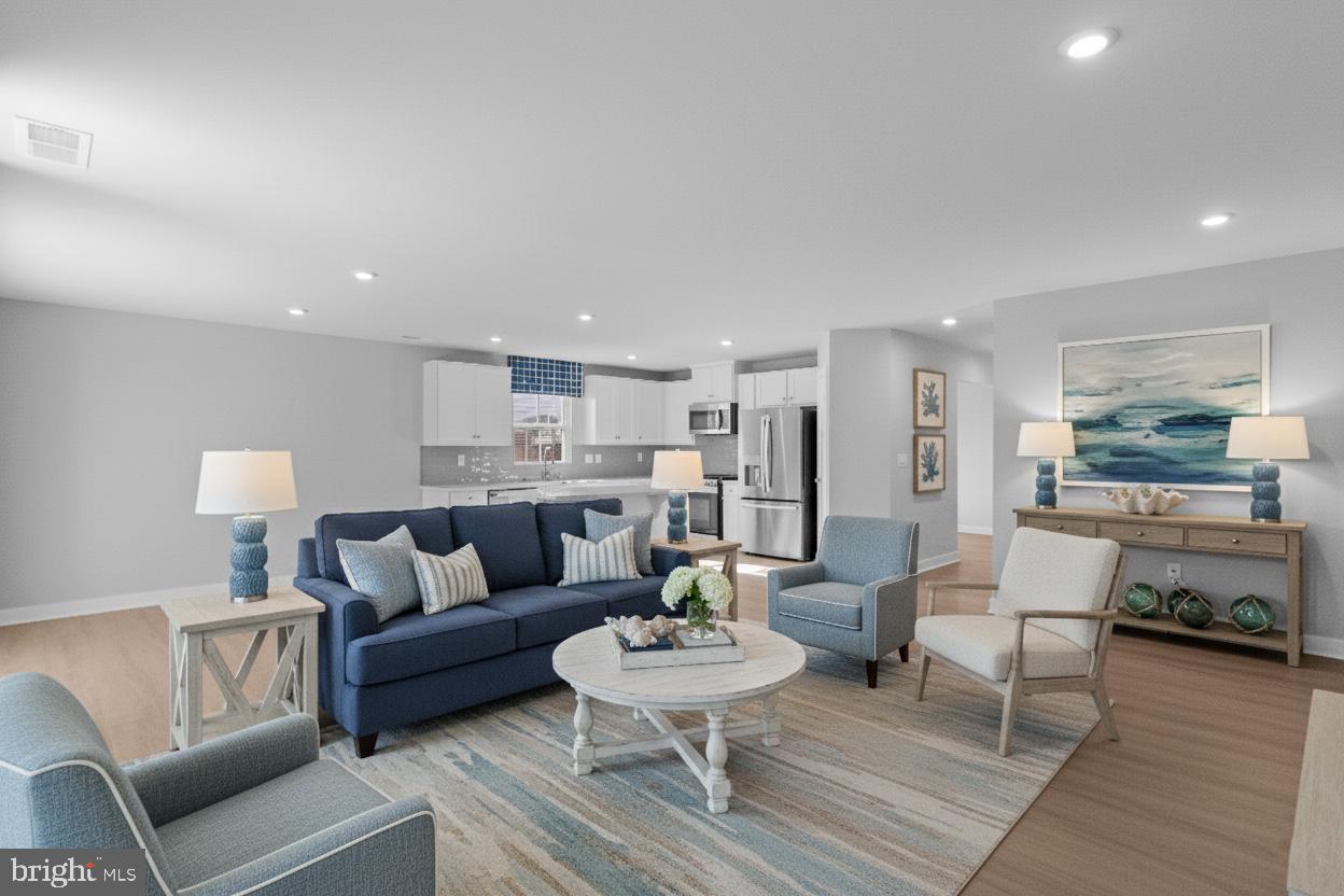 338 HERITAGE SHORES CIRCLE