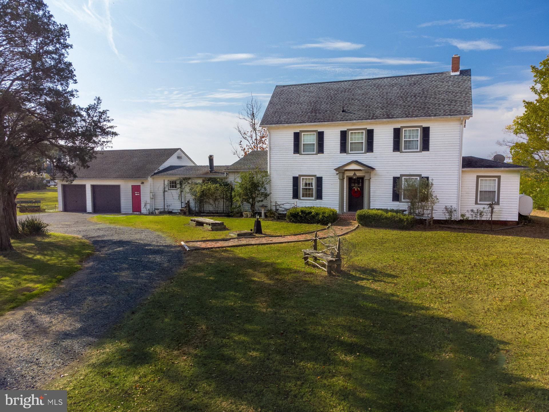 TOWN POINT ESTATES - Residential