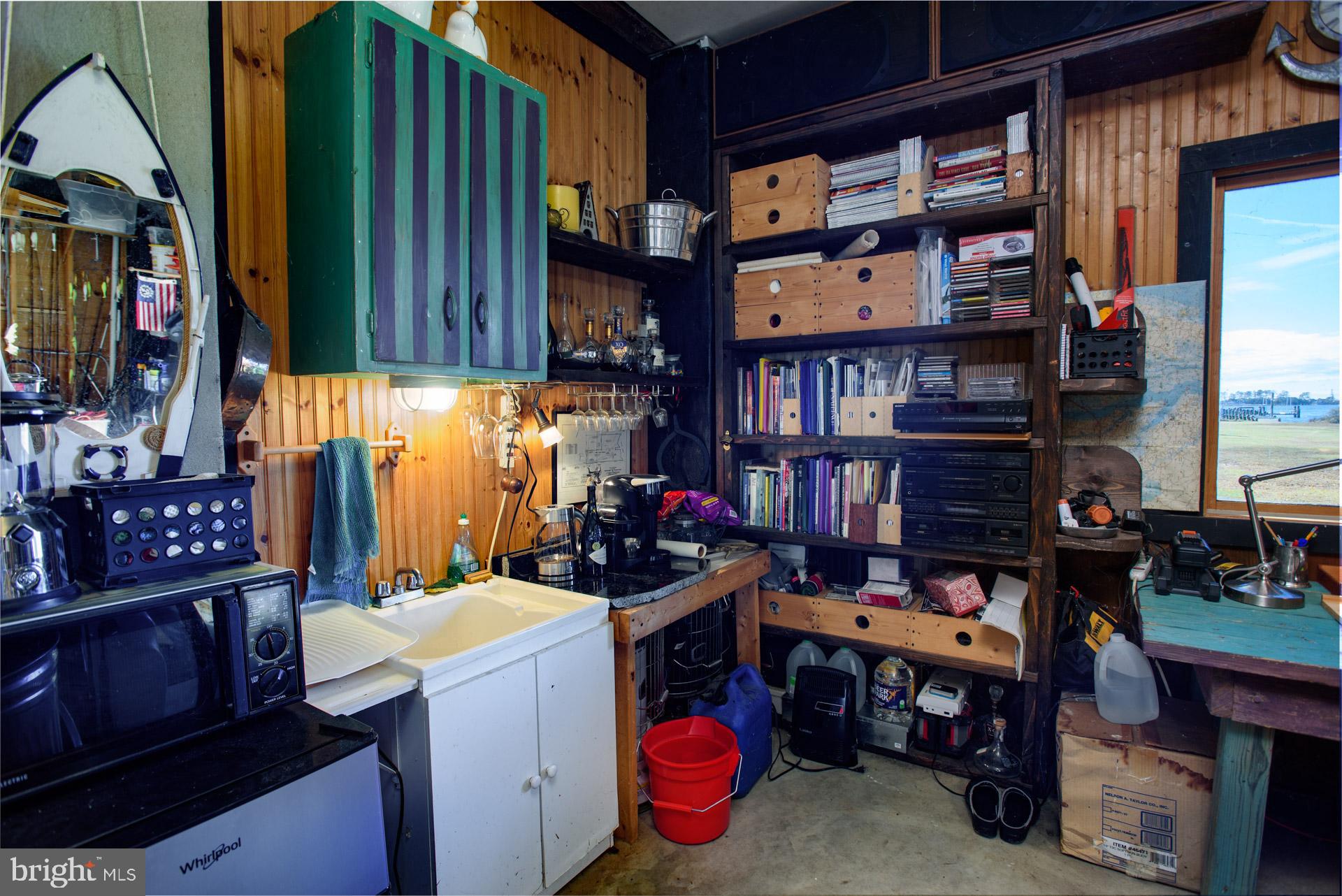 TOWN POINT ESTATES - Residential