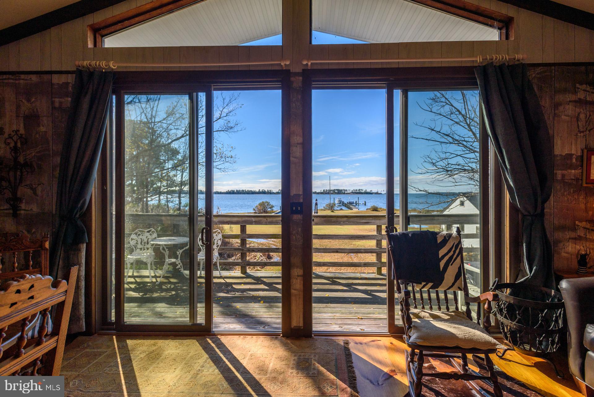 TOWN POINT ESTATES - Residential