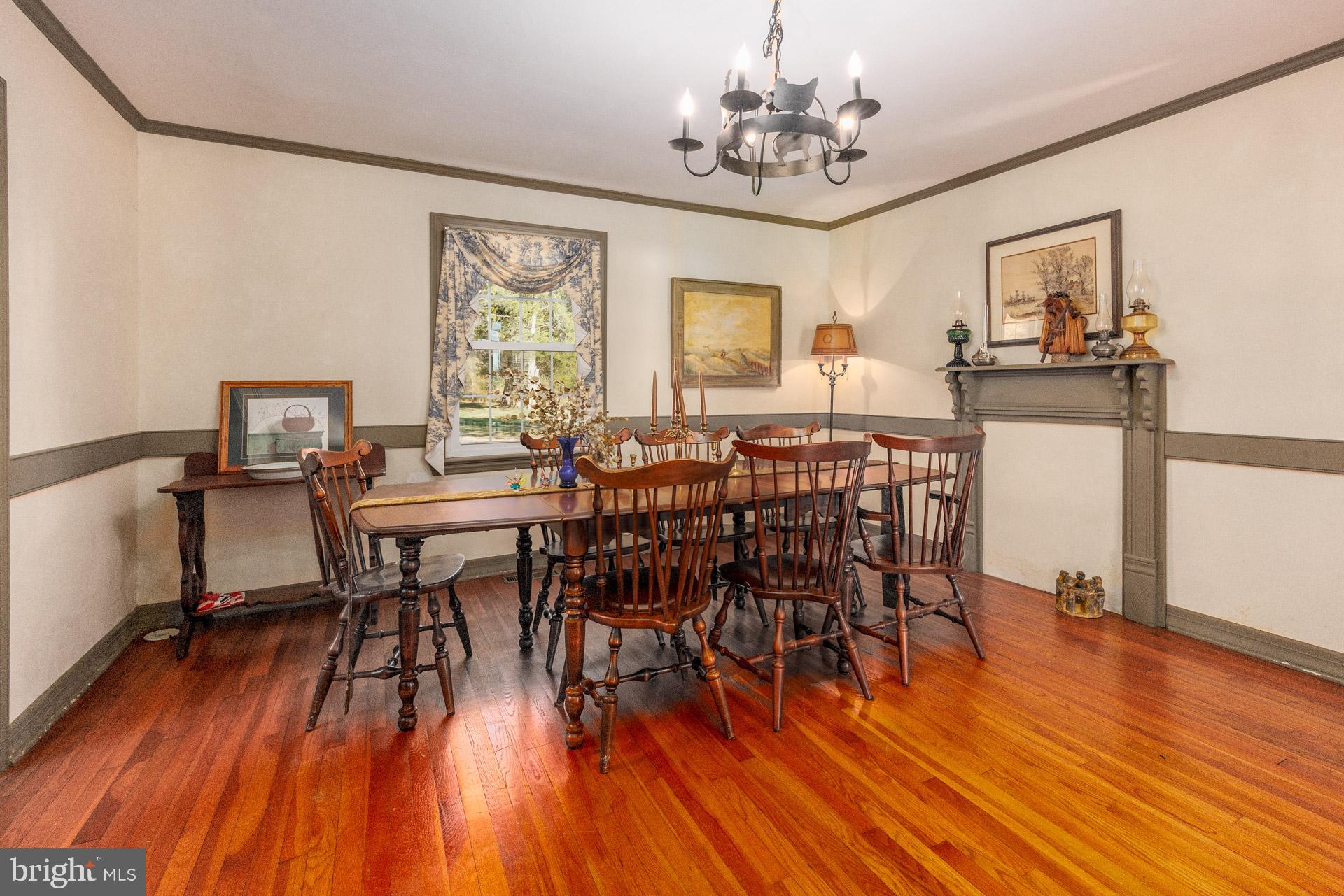 TOWN POINT ESTATES - Residential