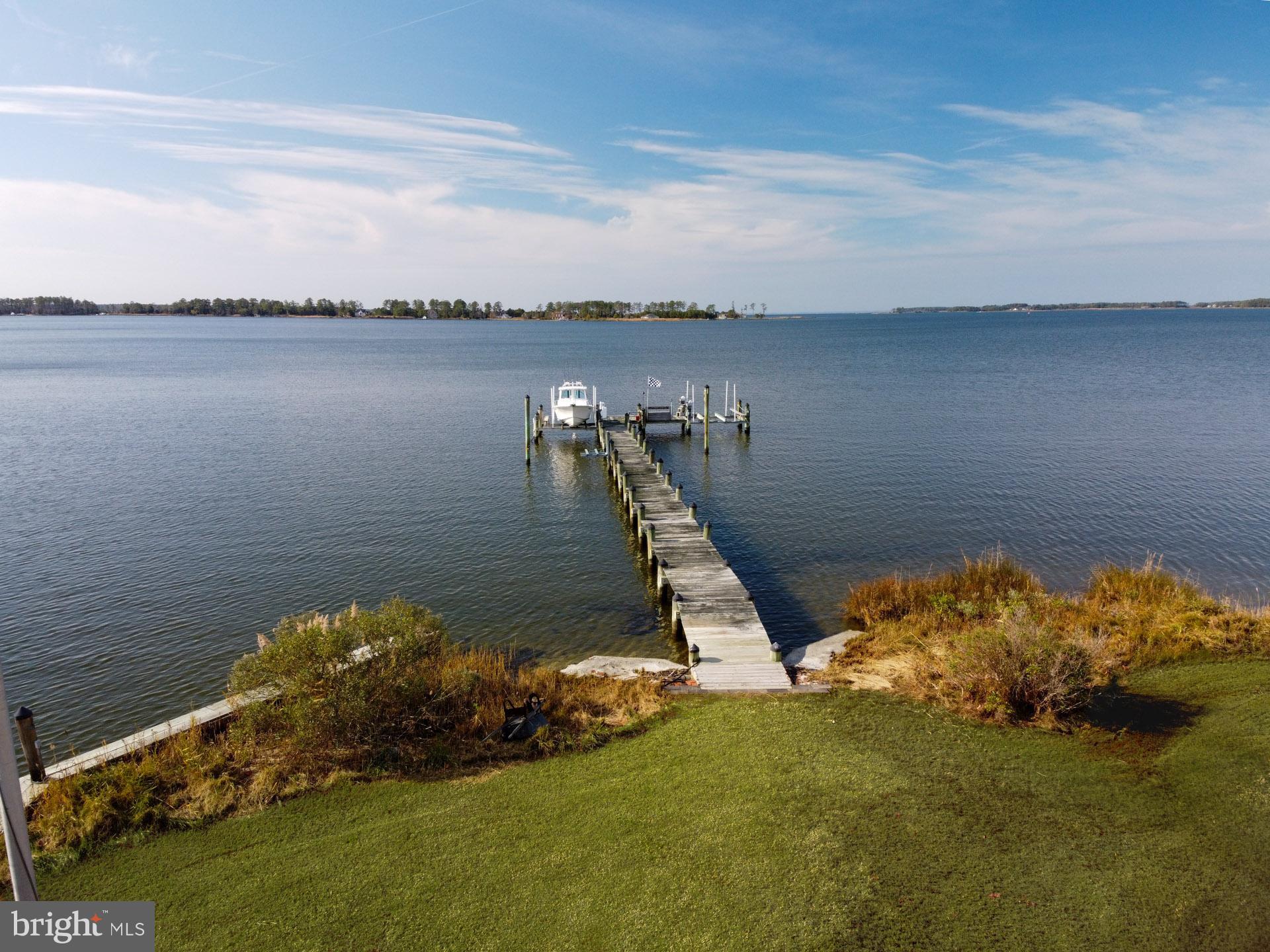 TOWN POINT ESTATES - Residential