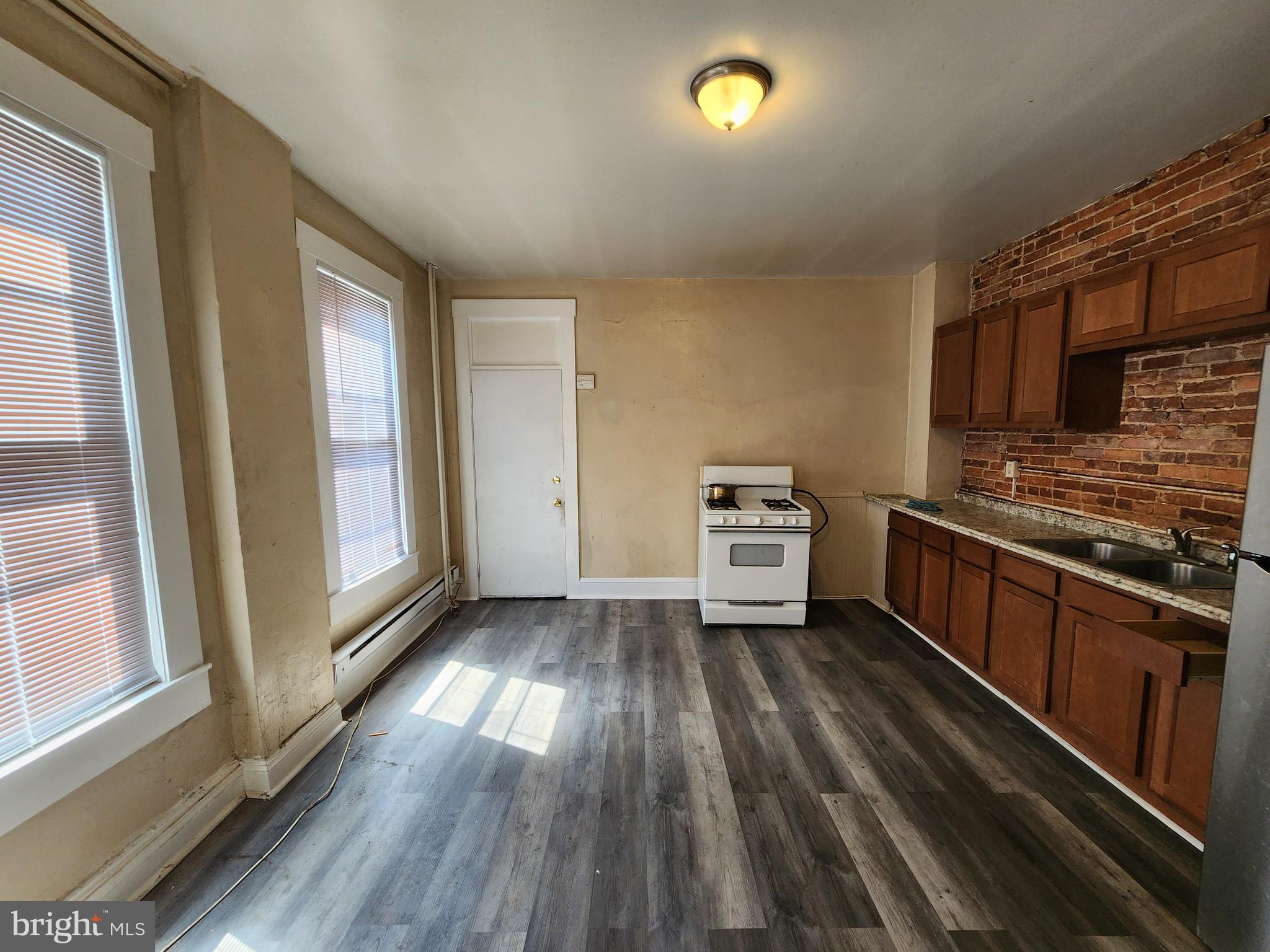 MADISON EASTEND - Residential