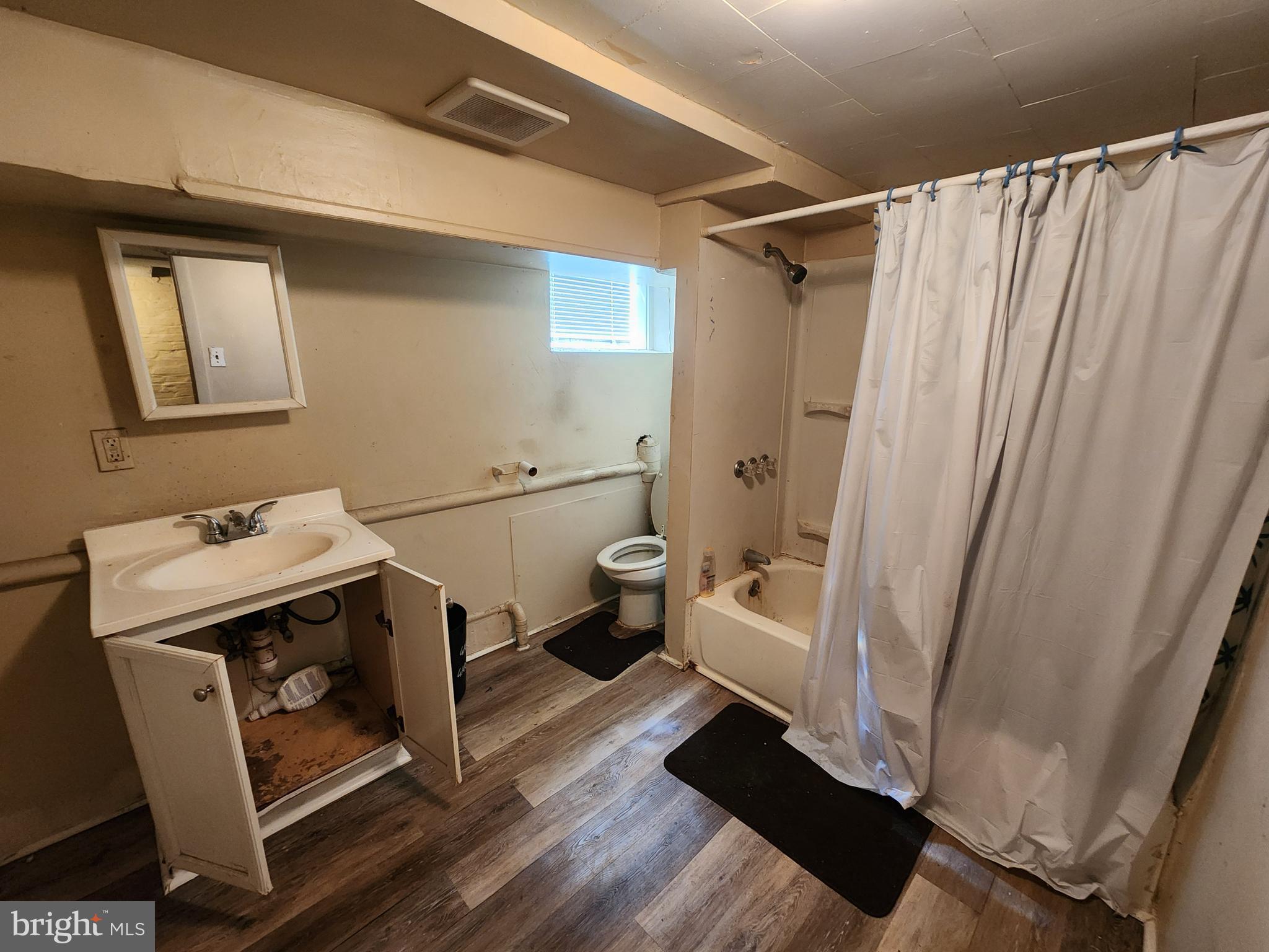 MADISON EASTEND - Residential