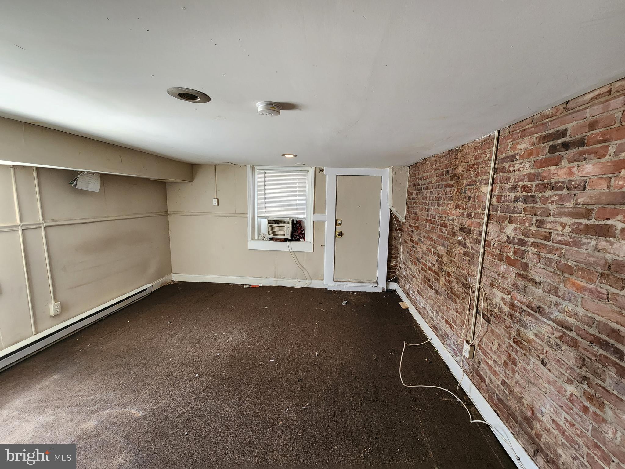 MADISON EASTEND - Residential