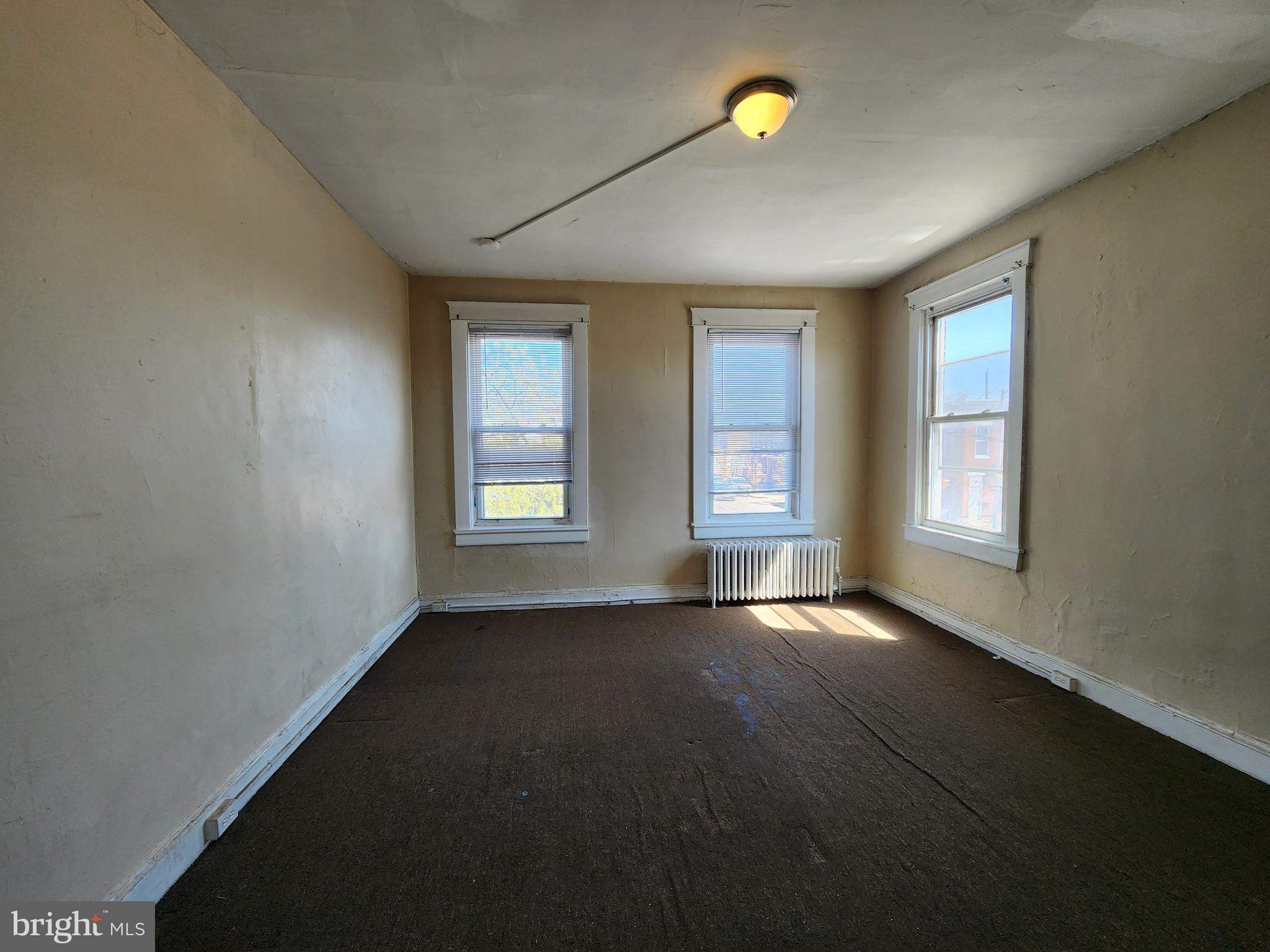 MADISON EASTEND - Residential