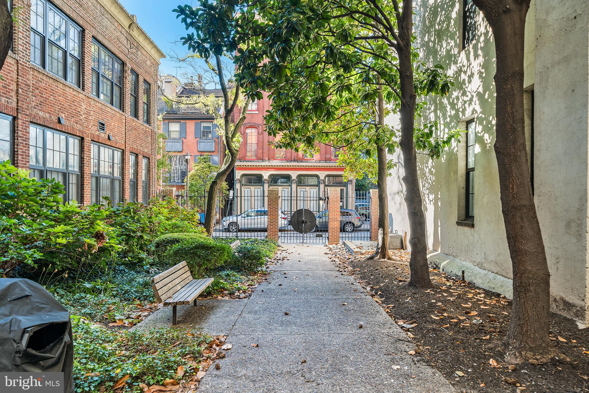 OLD CITY - Residential