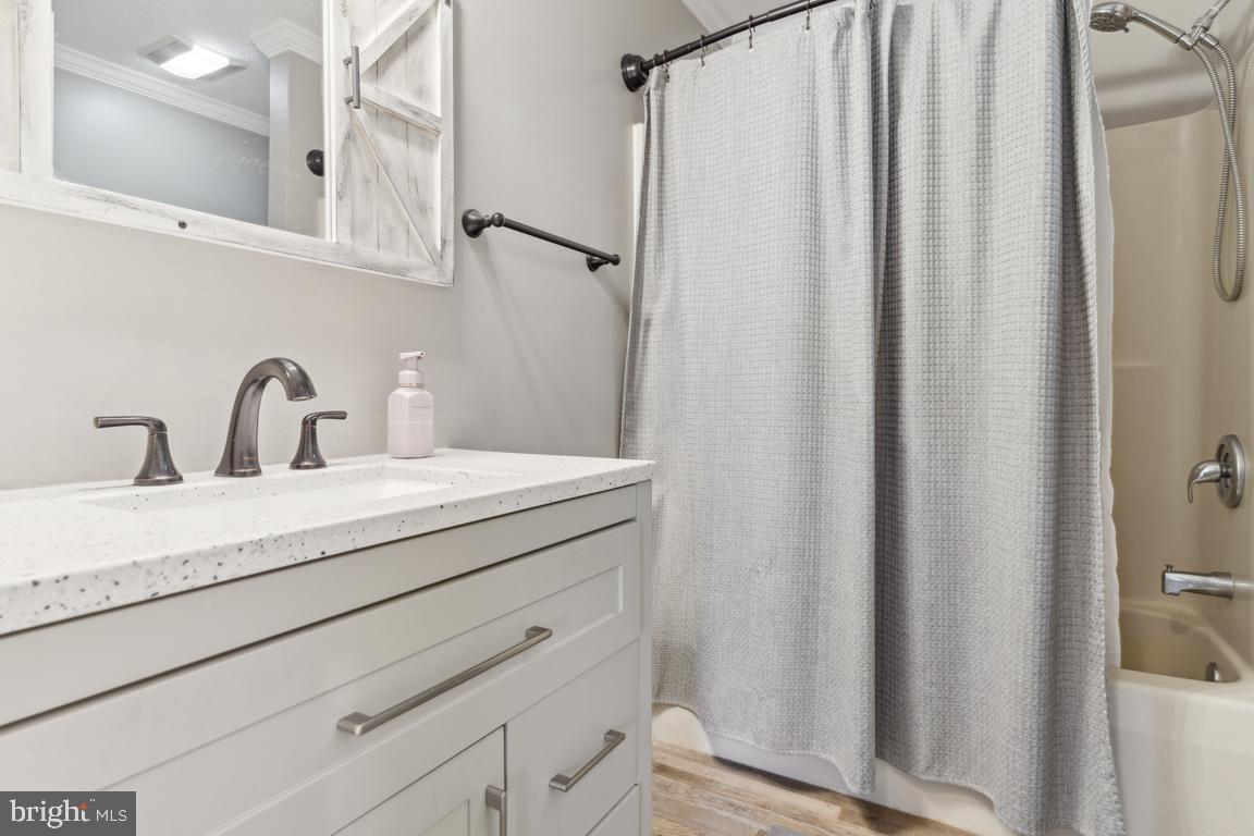 COLORA - Residential