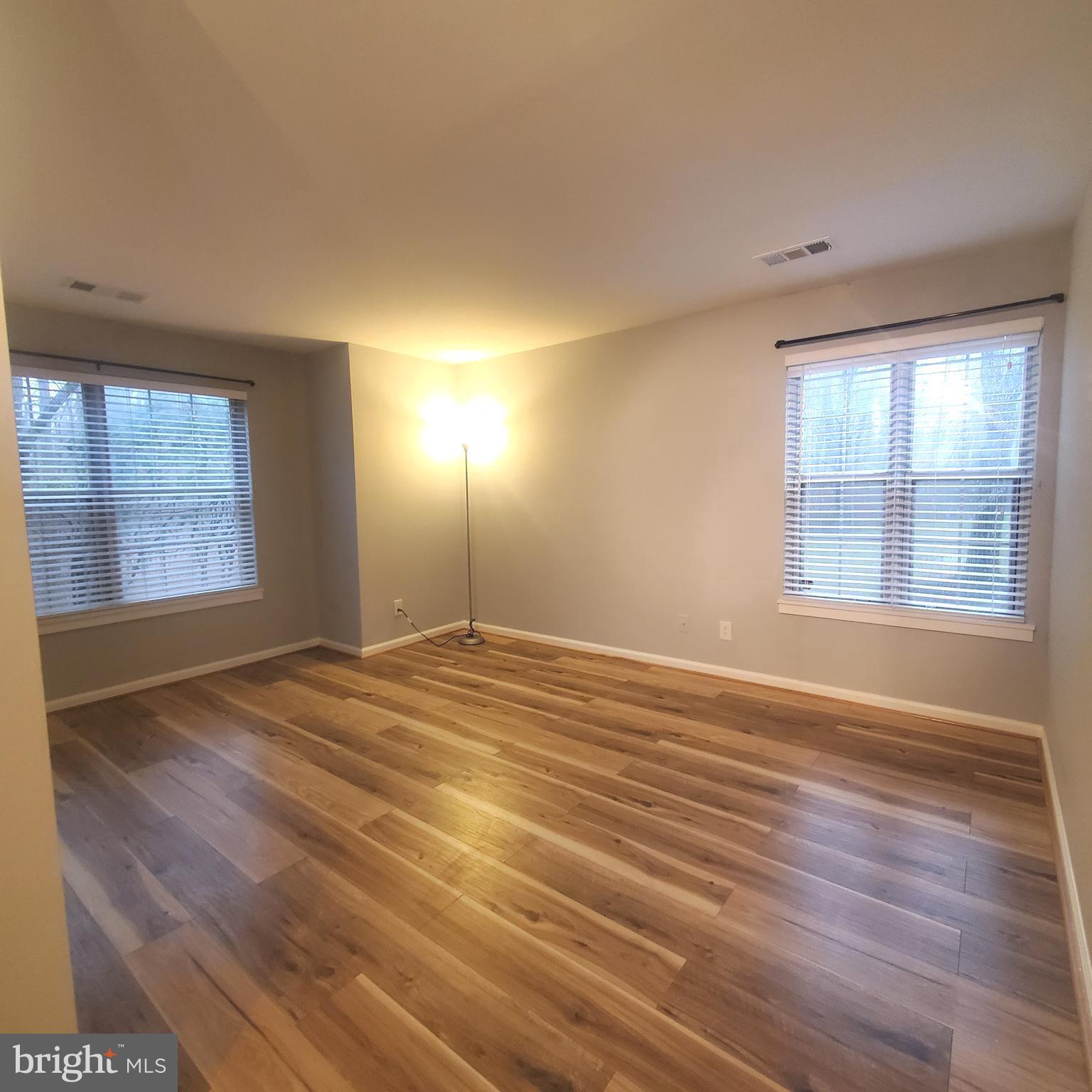 STRATFORD PLACE AT KINGS - Residential Lease