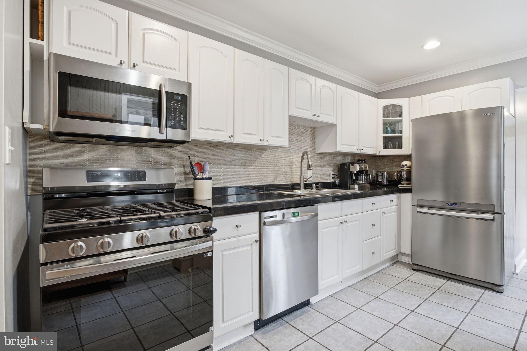 UPPER FELLS POINT - Residential