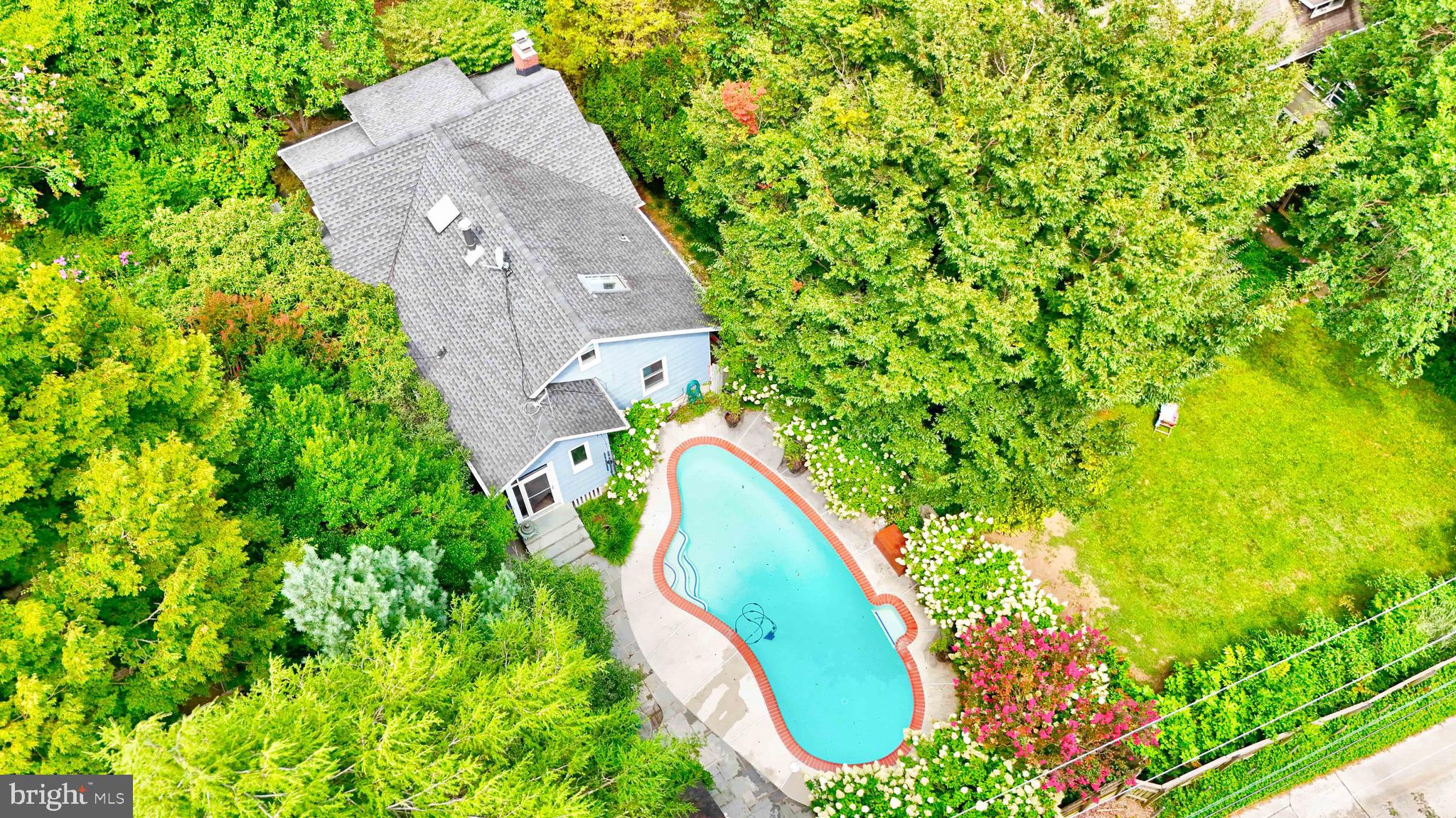 MOUNT WASHINGTON - Residential