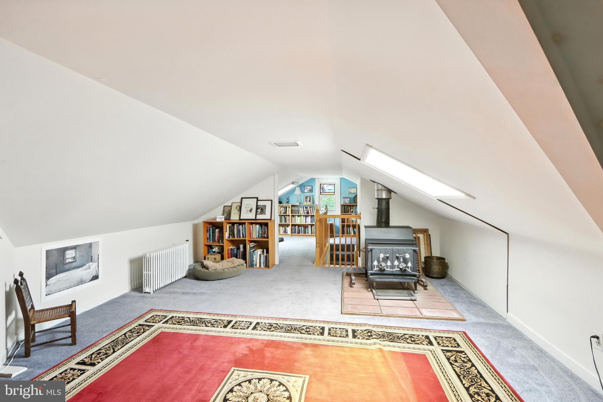 MOUNT WASHINGTON - Residential