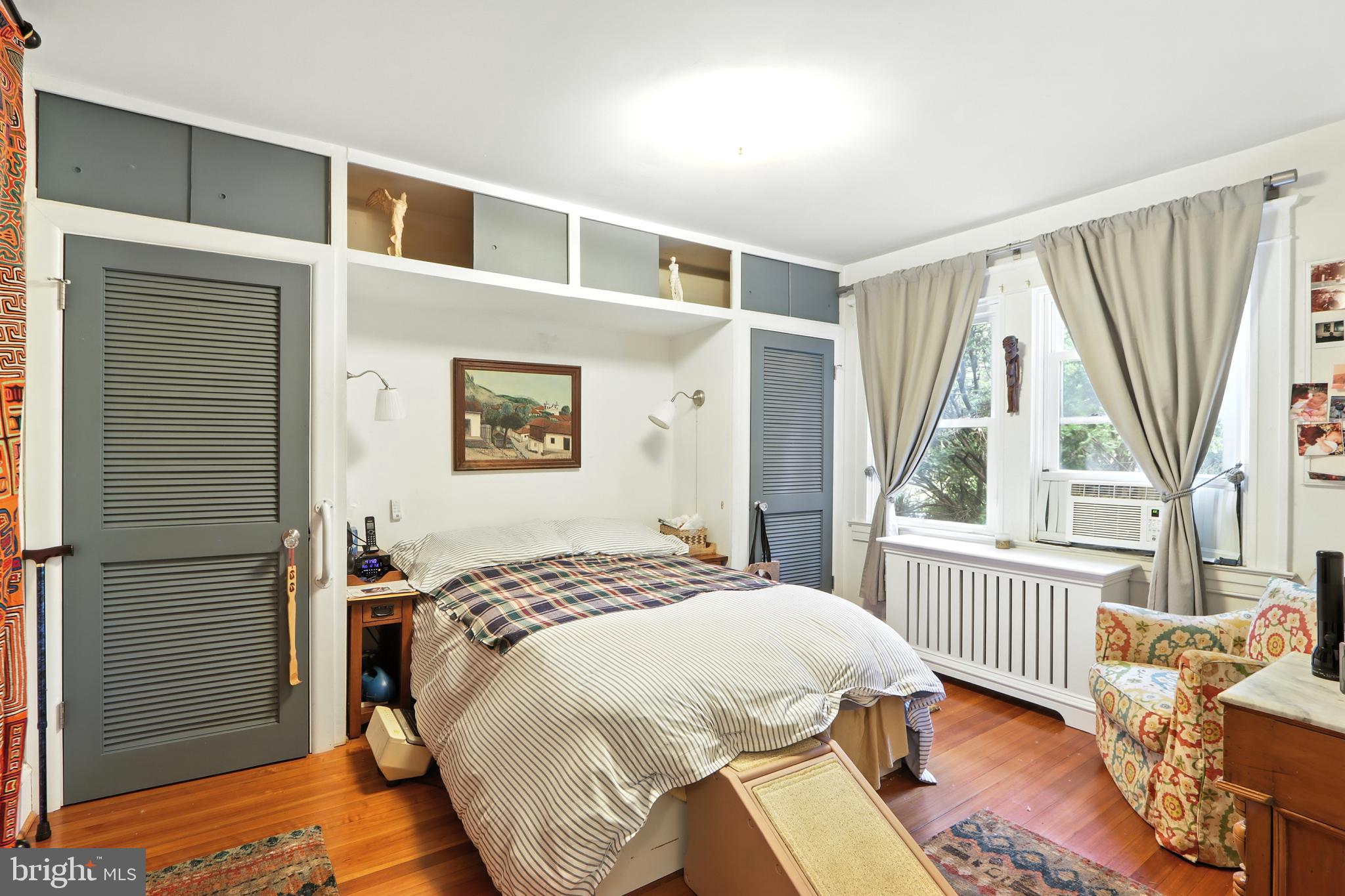 MOUNT WASHINGTON - Residential