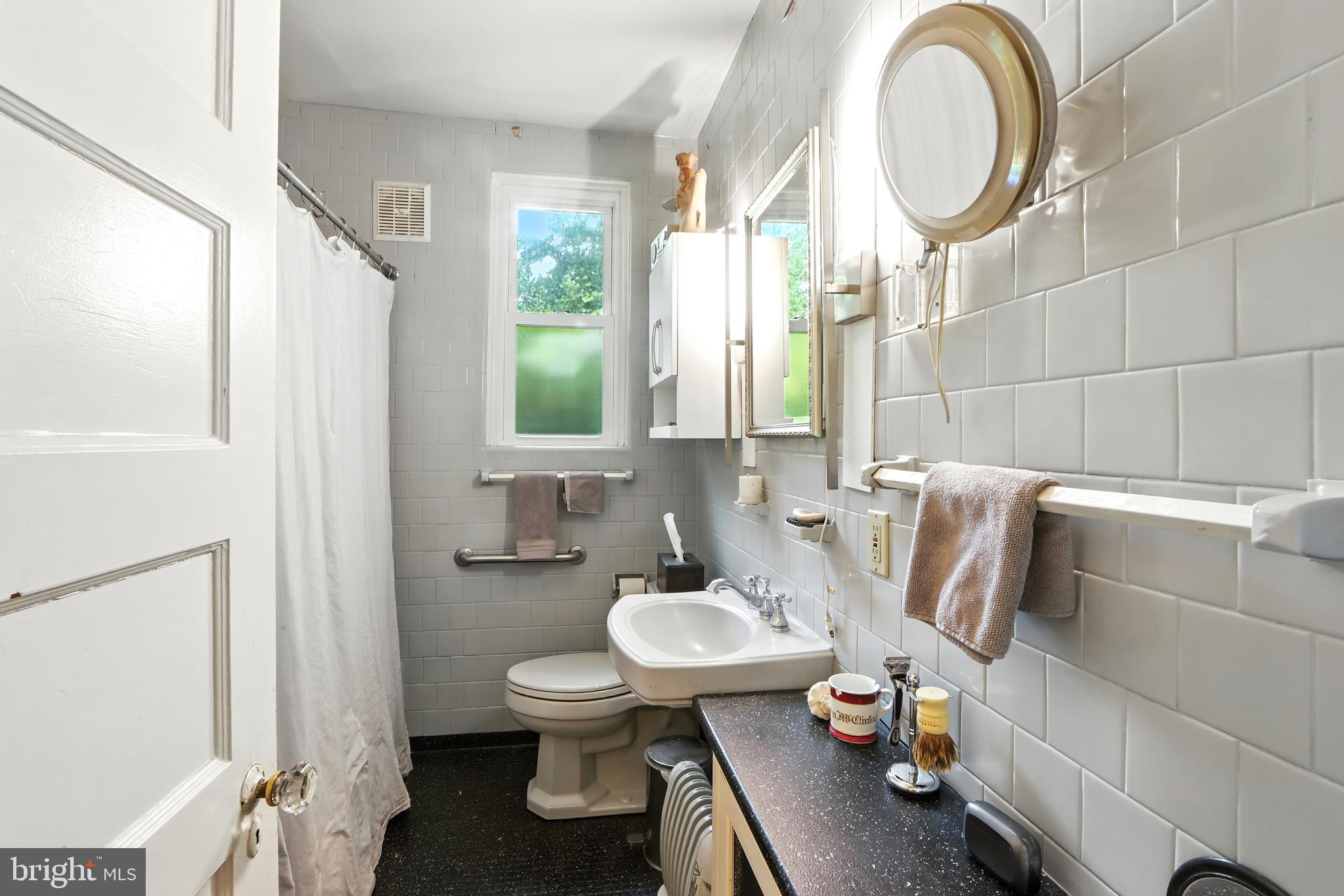 MOUNT WASHINGTON - Residential