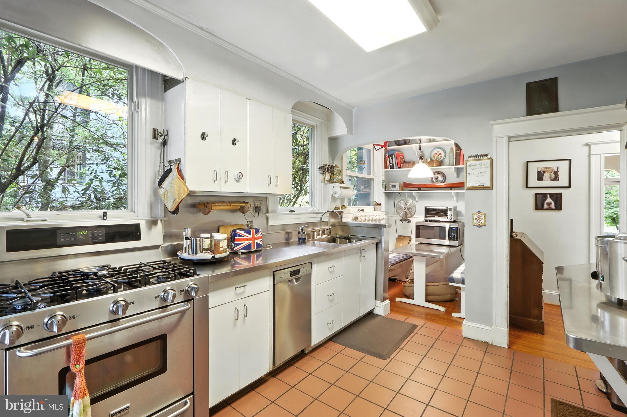 MOUNT WASHINGTON - Residential