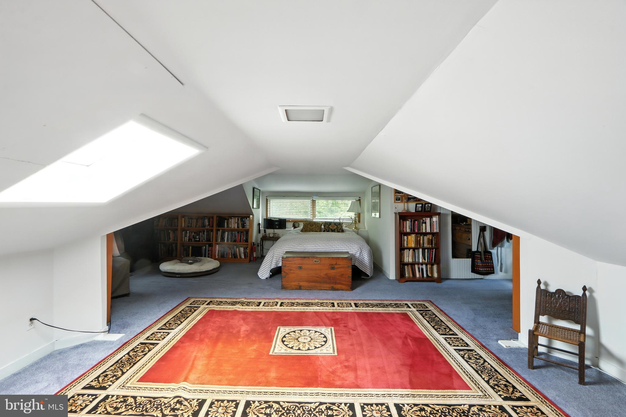 MOUNT WASHINGTON - Residential
